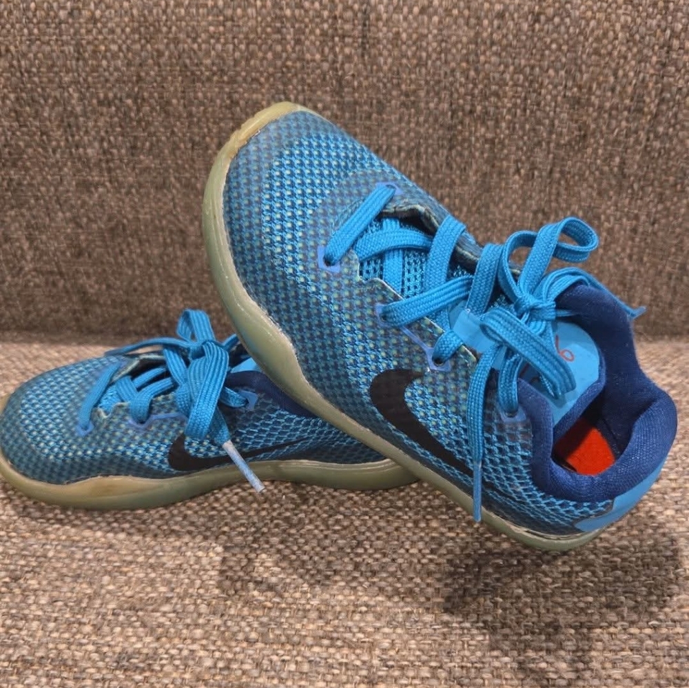 Blue‎ KOBE "5AM Flight" Size 9C